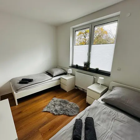 Apartment Design - 8 Personen - Netflix - Terasse *